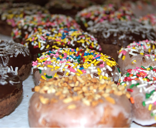 K & C House of Donuts and Mexican Pastries storefront