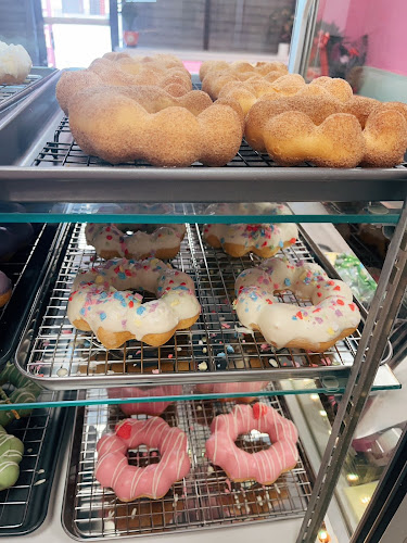 Bites & Sips storefront
