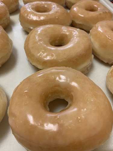 Taste Donuts storefront