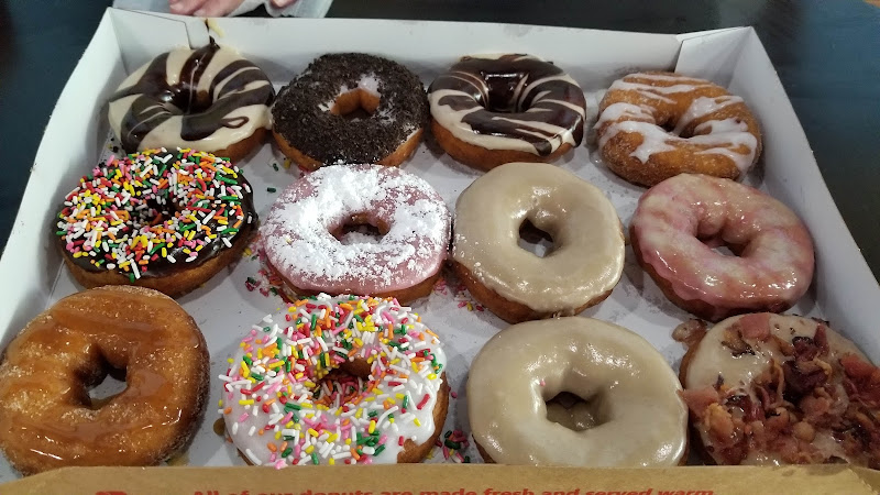 Duck Donuts storefront