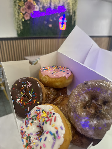 Moon Donuts & Cafe storefront