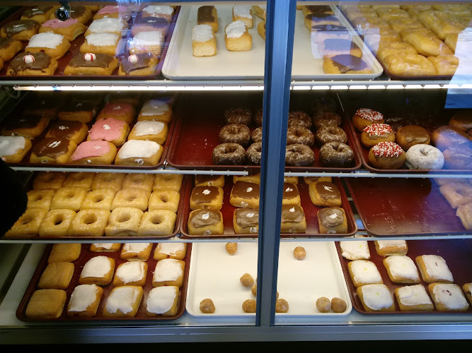 Square Donuts - 3rd St. storefront