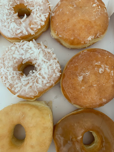 Donuts storefront