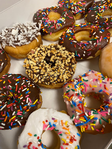 Howard's Donuts Lakeland storefront