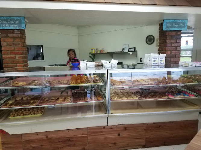 Southern Maid Donuts storefront