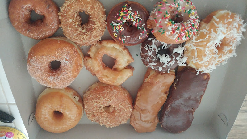 Hergeshiemer's Donut Factory storefront