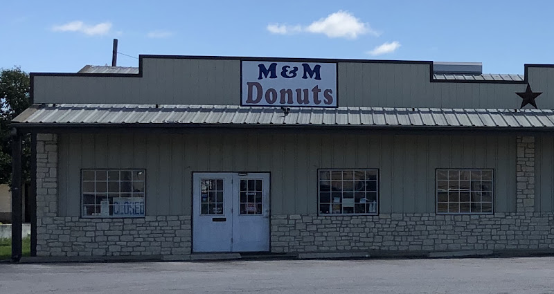 M & M Donut storefront