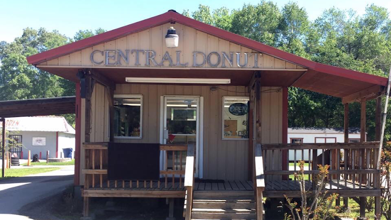 Central Donuts storefront