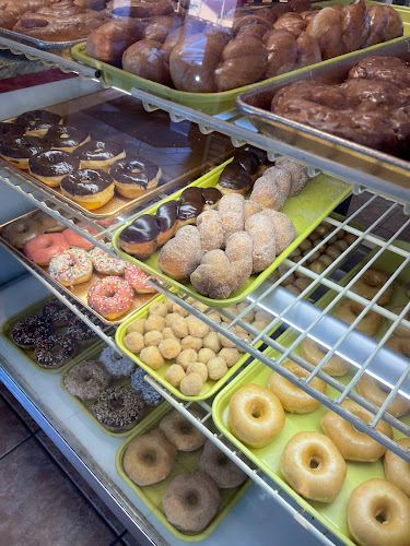 Shipley Do-Nuts storefront