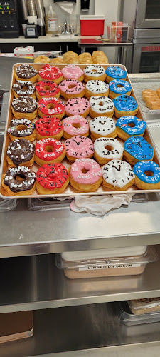 Shipley Do-Nuts storefront