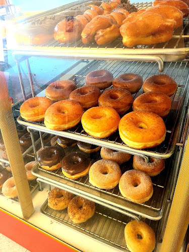 K D's Donuts storefront