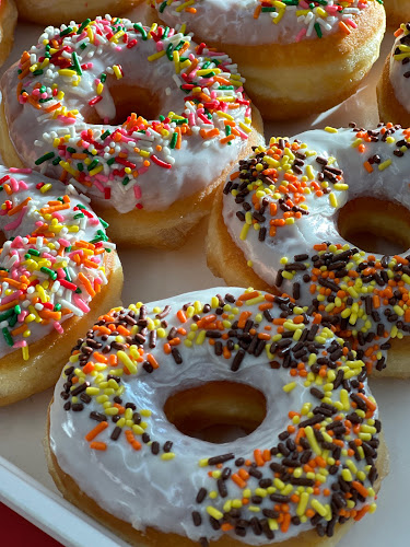 Louisiana Donuts and Pastries storefront