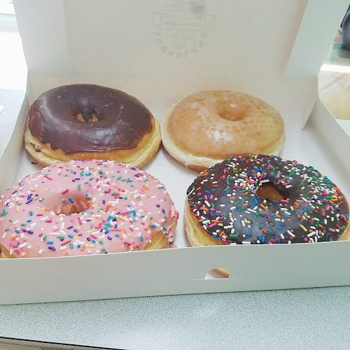 Sugar Land Donut Shop storefront