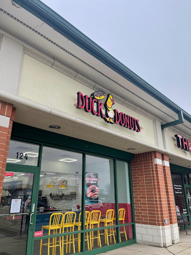 Duck Donuts storefront