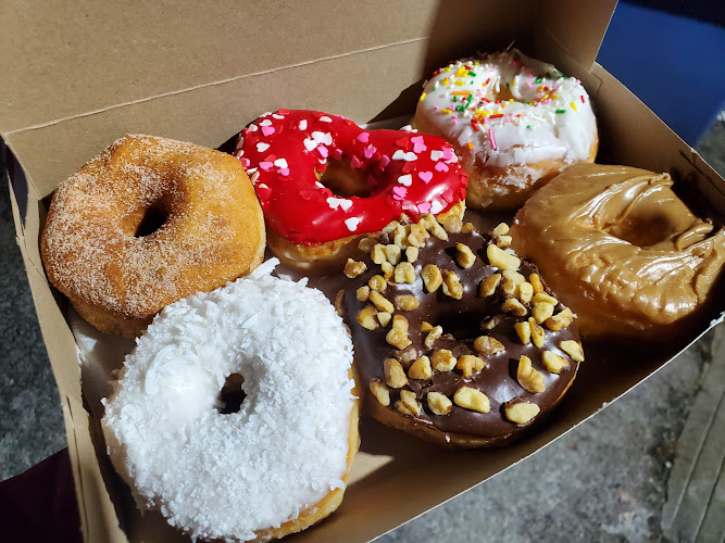 Shipley Do-Nuts storefront