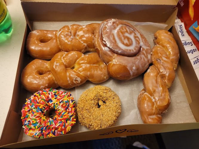 Goldie’s Donuts & Bakery storefront