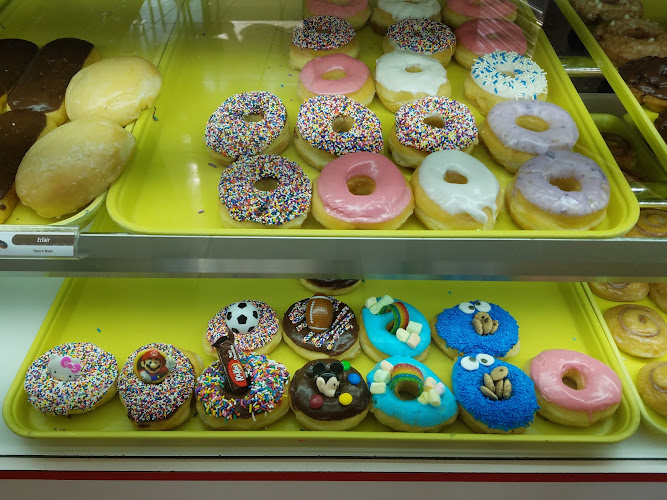 J Donut storefront