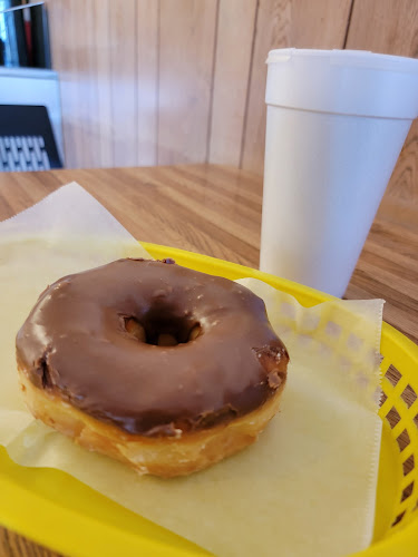 Foster's Donuts storefront